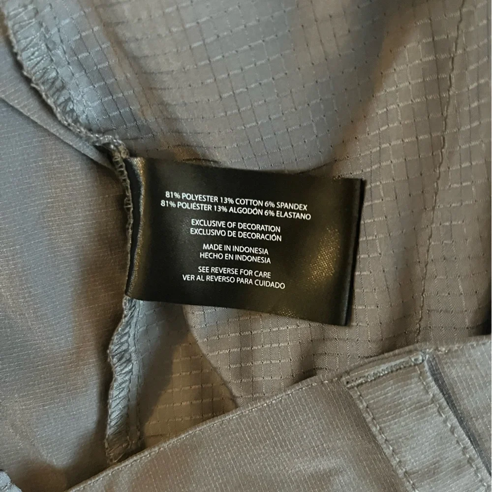 Banana Republic Men’s Gray Flat‎ Front Shorts Size 38